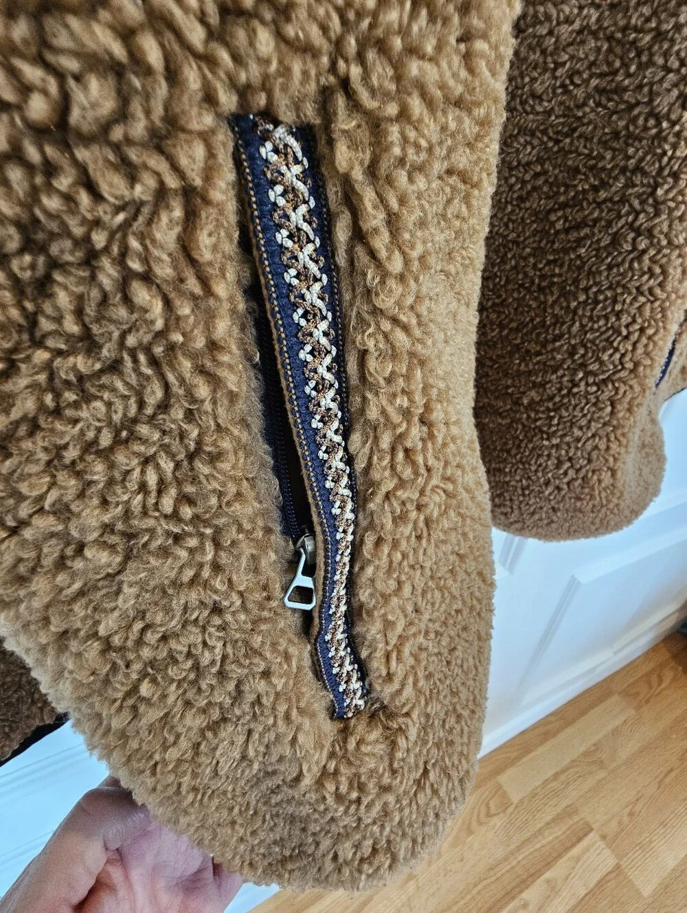 Like-New Men's UGG UGGbraid (?) Half-Zip Teddy Fleece Pullover (Size XXL) - Picture 6 of 10